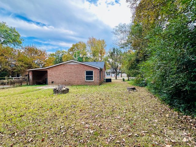 2121 Middale Street, Kannapolis, NC 28083
