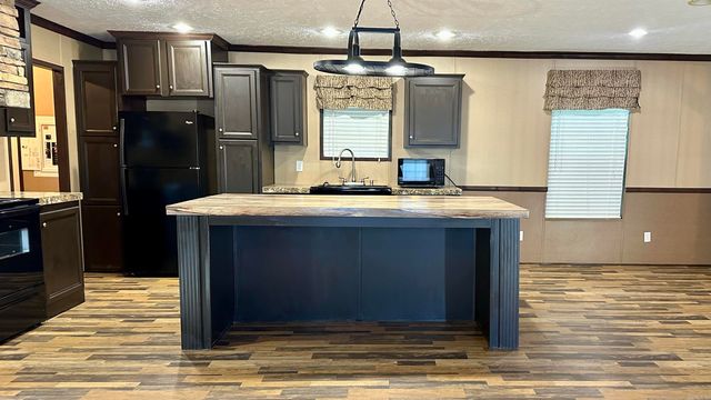 211 perla Road, Malvern, AR 72104