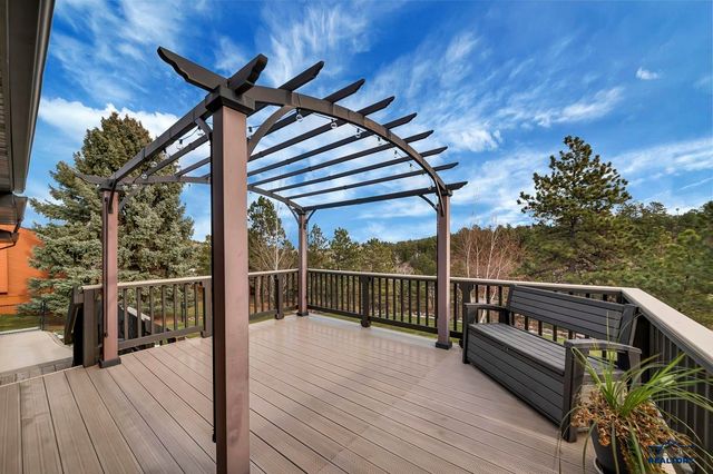 4823 COPPERHILL DR, Rapid City, SD 57702