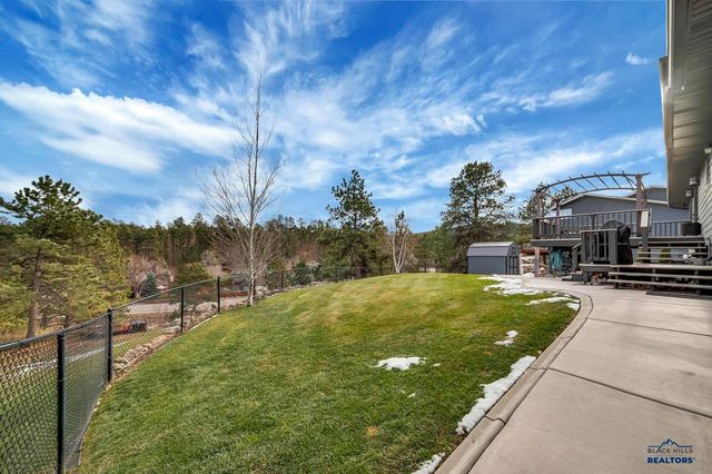 4823 COPPERHILL DR, Rapid City, SD 57702