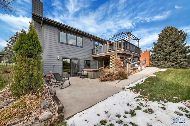 4823 COPPERHILL DR, Rapid City, SD 57702