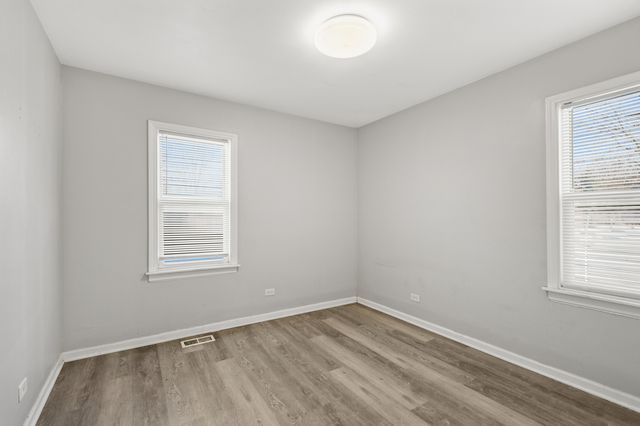 711 N Columbine Avenue, Lombard, IL 60148