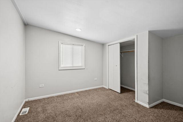 711 N Columbine Avenue, Lombard, IL 60148