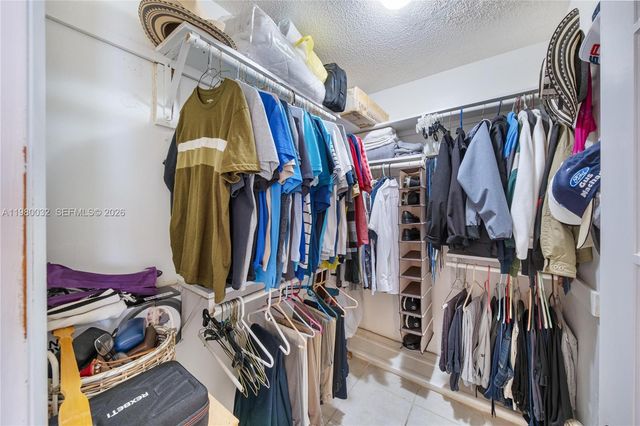 10020 SW 83rd St, Miami, FL 33173