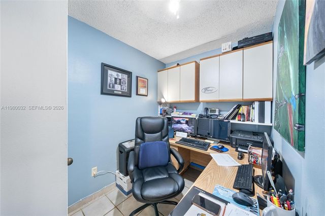 10020 SW 83rd St, Miami, FL 33173