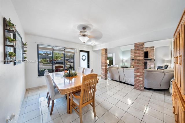 10020 SW 83rd St, Miami, FL 33173