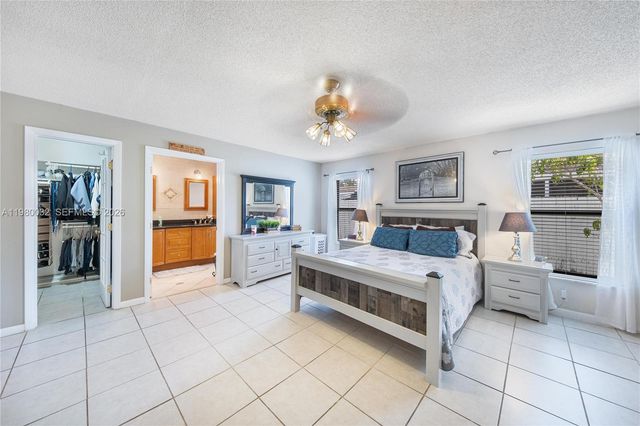 10020 SW 83rd St, Miami, FL 33173