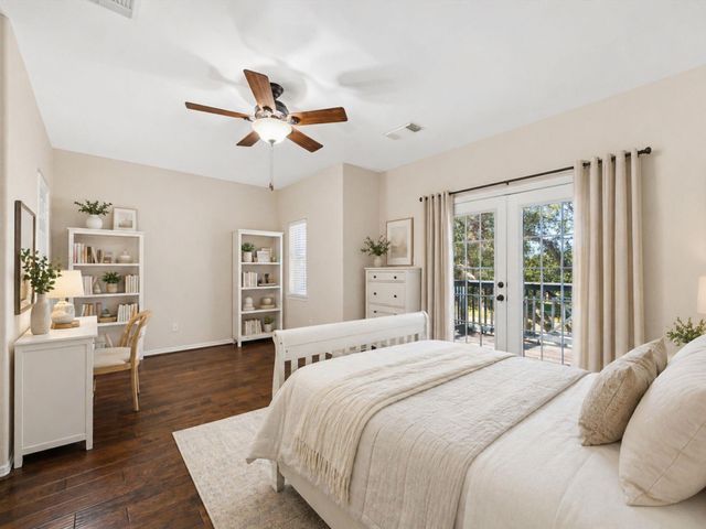 2202 Summer Wind Drive, Sugar Land, TX 77479