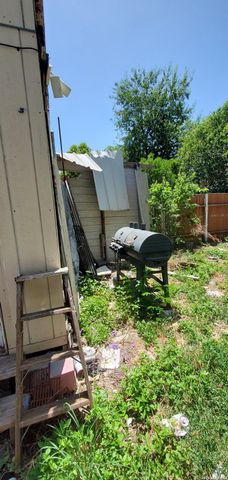 1530 Brighton, San Antonio, TX 78211