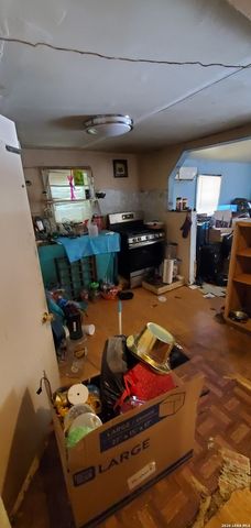 1530 Brighton, San Antonio, TX 78211