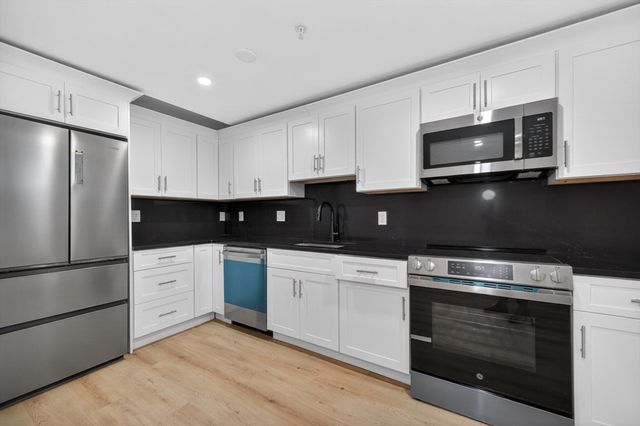 6 Moreland Street, Boston, MA 02119
