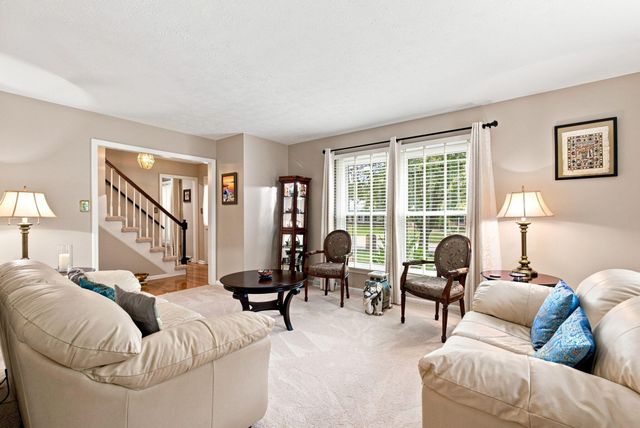 3321 Carriage Lane, Lexington, KY 40517