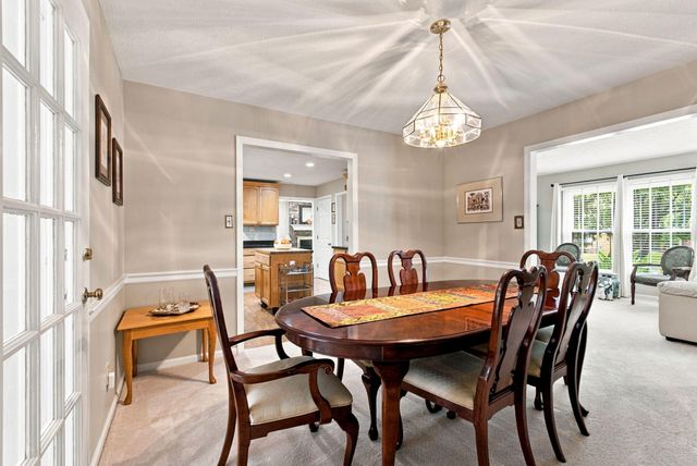 3321 Carriage Lane, Lexington, KY 40517