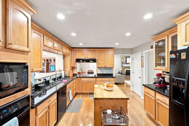 3321 Carriage Lane, Lexington, KY 40517