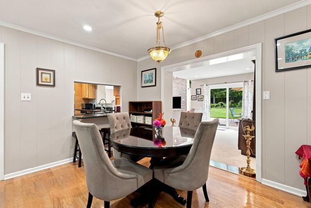 3321 Carriage Lane, Lexington, KY 40517