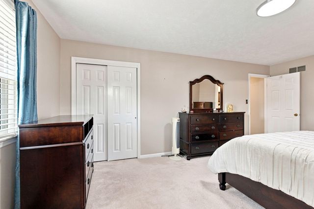 3321 Carriage Lane, Lexington, KY 40517