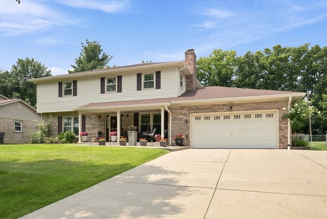 3321 Carriage Lane, Lexington, KY 40517