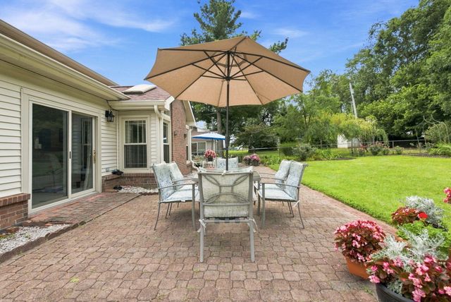 3321 Carriage Lane, Lexington, KY 40517