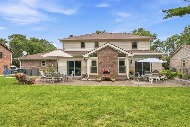 3321 Carriage Lane, Lexington, KY 40517