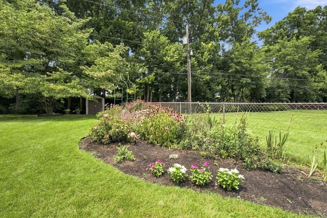 3321 Carriage Lane, Lexington, KY 40517