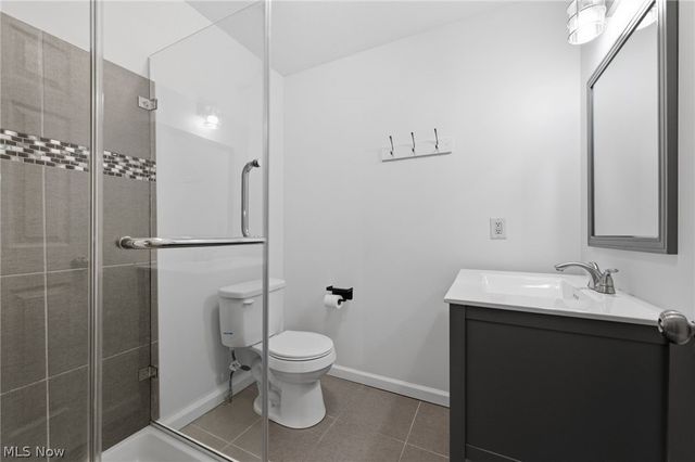 5820 Parkview Lane, Fairview Park, OH 44126