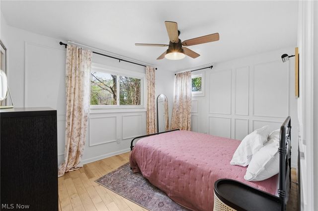 5820 Parkview Lane, Fairview Park, OH 44126