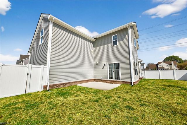 4501 Overlook Pl, Chesapeake, VA 23321