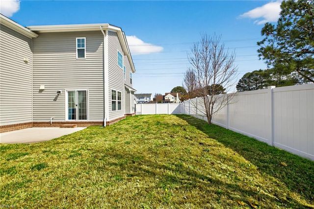 4501 Overlook Pl, Chesapeake, VA 23321