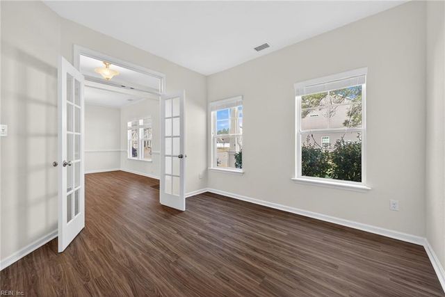 4501 Overlook Pl, Chesapeake, VA 23321