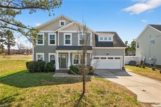 4501 Overlook Pl, Chesapeake, VA 23321