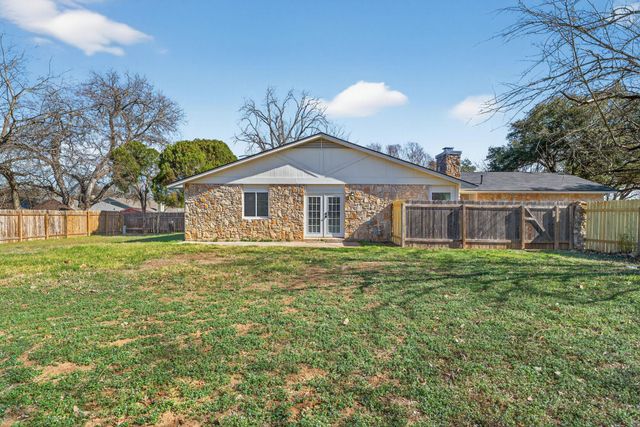 8400 Seminary Ridge DR, Austin, TX 78745
