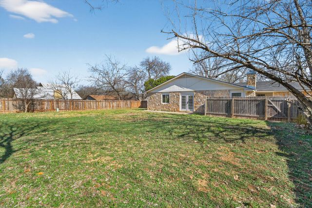 8400 Seminary Ridge DR, Austin, TX 78745