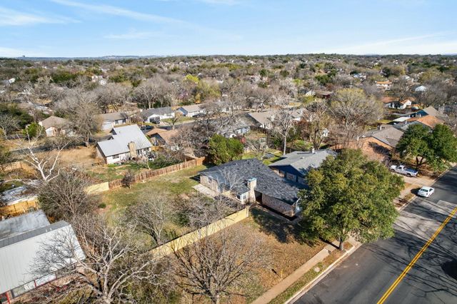 8400 Seminary Ridge DR, Austin, TX 78745