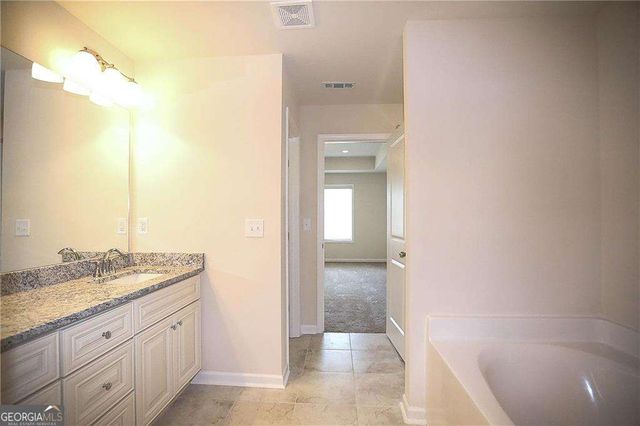 327 Cashes Court, Lilburn, GA 30047