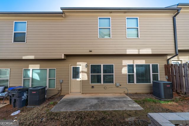 327 Cashes Court, Lilburn, GA 30047