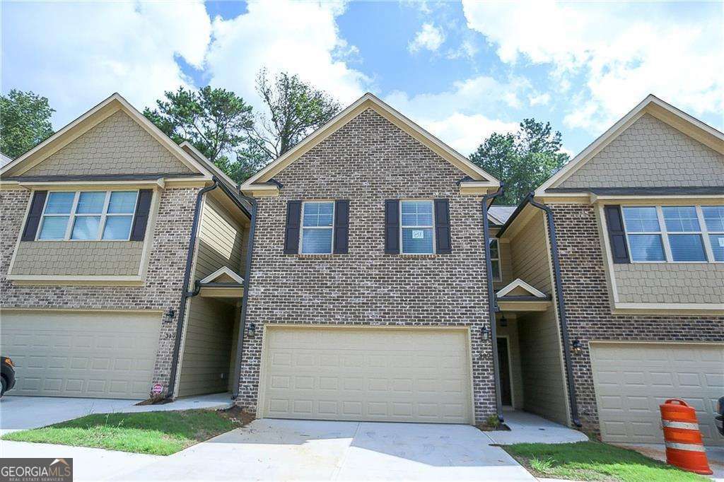 327 Cashes Court, Lilburn, GA 30047
