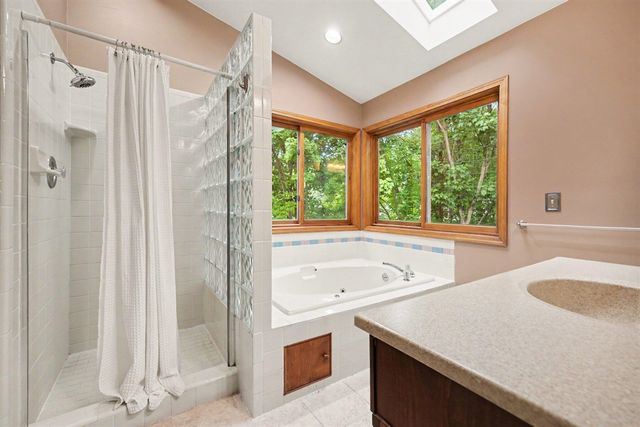 3443 Mason Lake Road, Grand Rapids, MI 49525