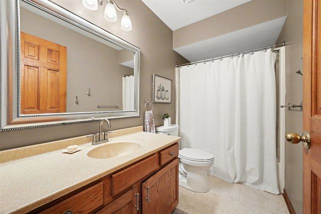 3443 Mason Lake Road, Grand Rapids, MI 49525