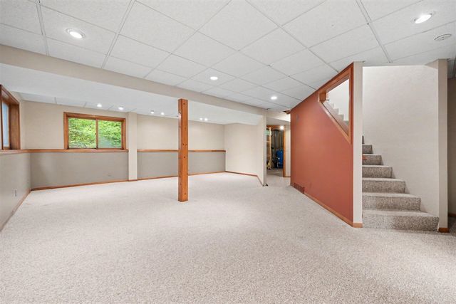 3443 Mason Lake Road, Grand Rapids, MI 49525