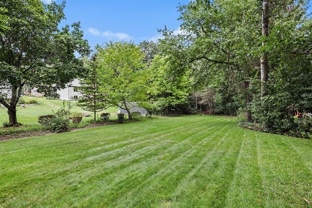3443 Mason Lake Road, Grand Rapids, MI 49525