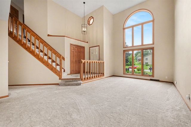 3443 Mason Lake Road, Grand Rapids, MI 49525