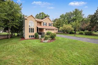 3443 Mason Lake Road, Grand Rapids, MI 49525