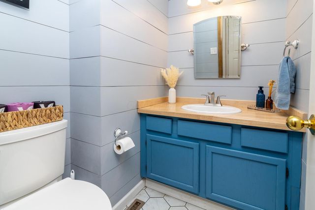 7187 Inverness Court, Dublin, OH 43016