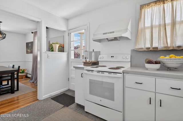 130 Stockton Avenue, Ocean Grove, NJ 07756