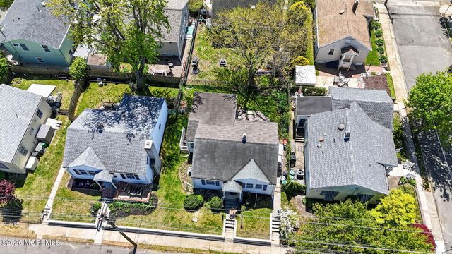 130 Stockton Avenue, Ocean Grove, NJ 07756
