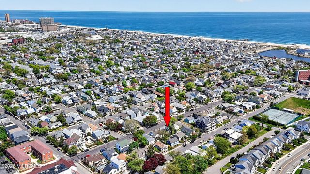 130 Stockton Avenue, Ocean Grove, NJ 07756