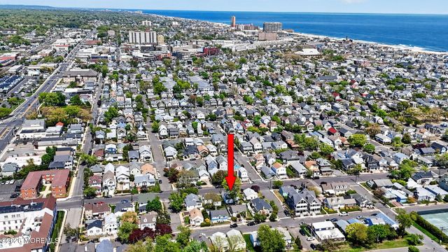 130 Stockton Avenue, Ocean Grove, NJ 07756