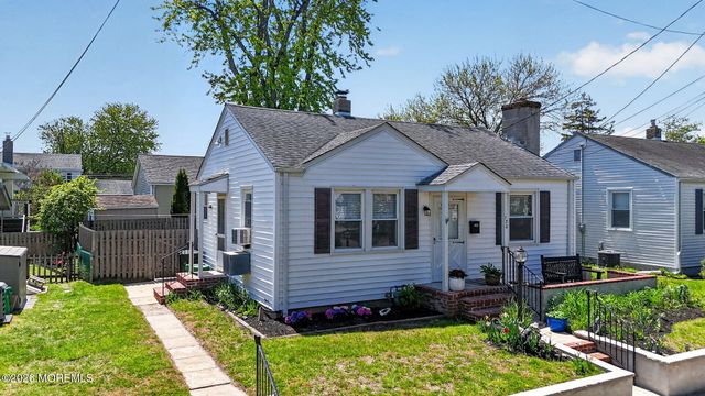 130 Stockton Avenue, Ocean Grove, NJ 07756