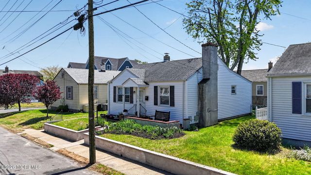 130 Stockton Avenue, Ocean Grove, NJ 07756