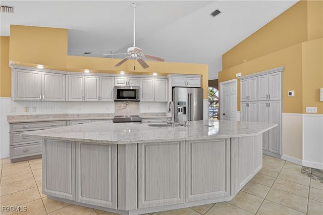 1914 NW 36th AVE, Cape Coral, FL 33993